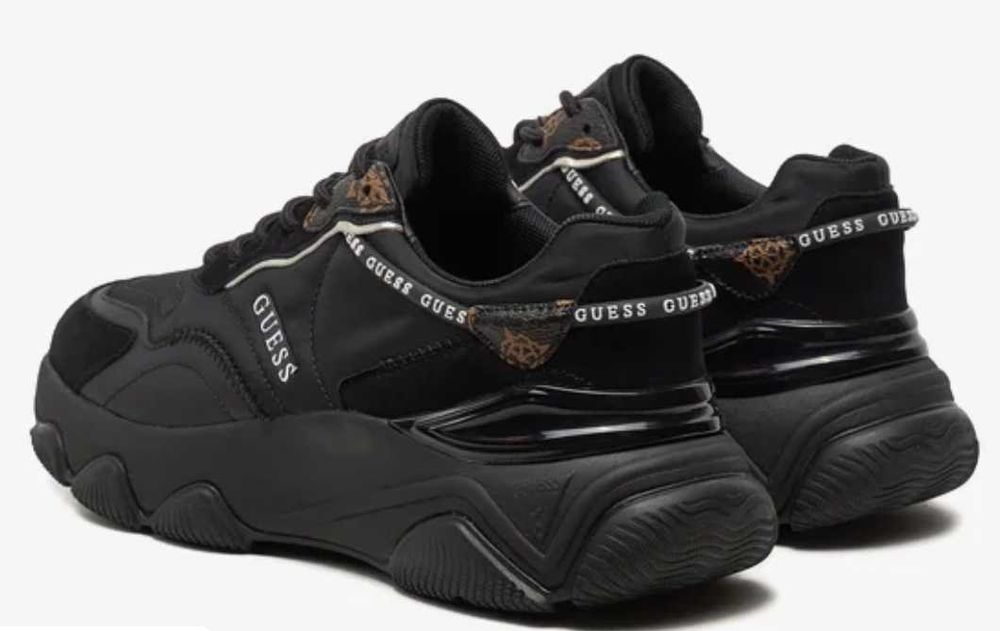 Сникърси Guess Micola