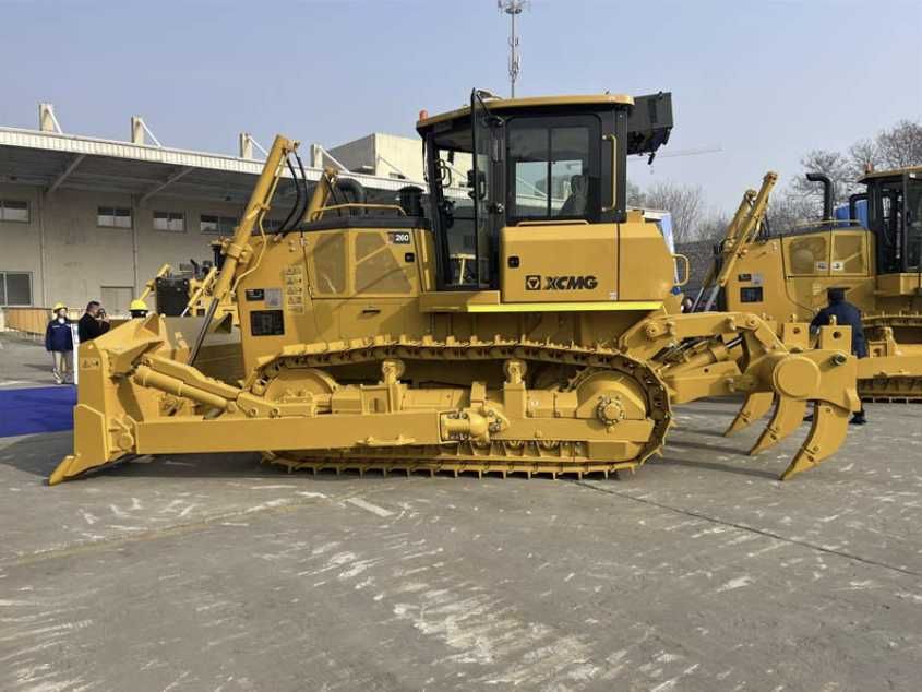 Бульдозер UZXCMG D 260 Объем отвала 5,8 м3 Управления Джойстик