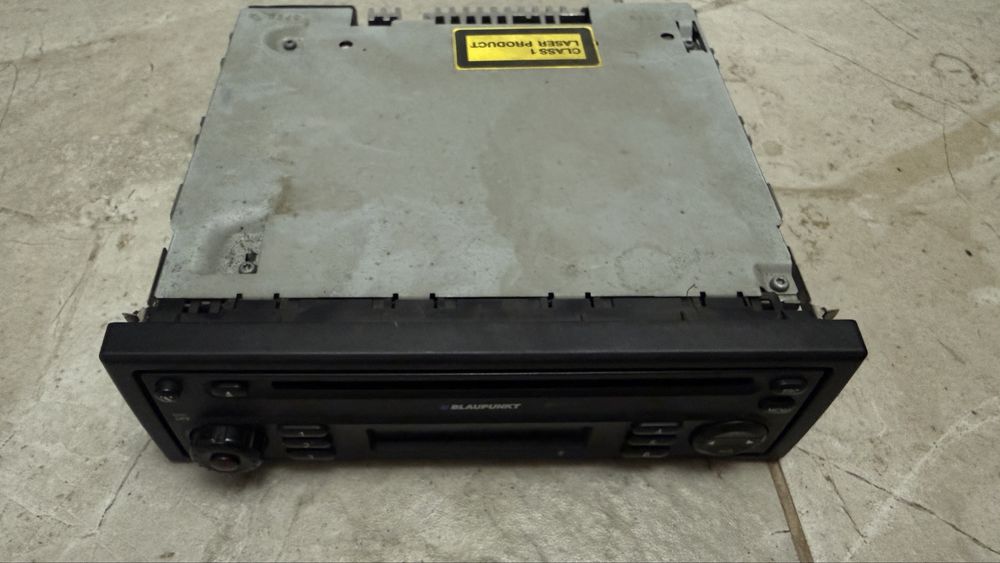 Radio/CD Player Blaupunkt Logan 1 2009-2012