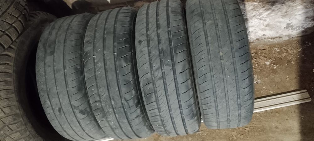 Продам шины легковой