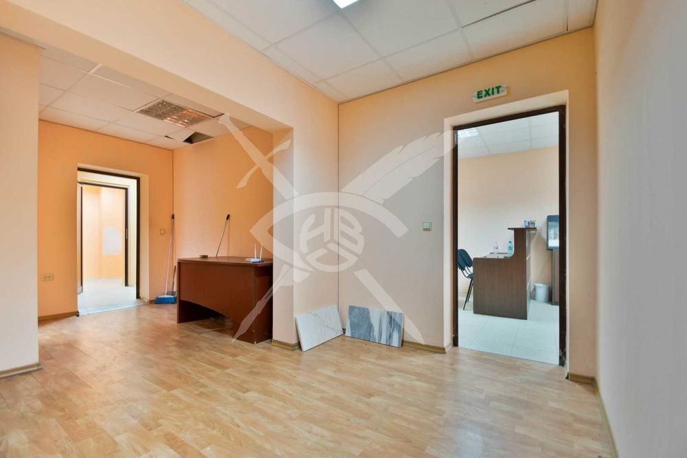 Продава се Офис в София, Дружба 2 - 168 кв.м за 1905 €/кв.м - Снимка #8