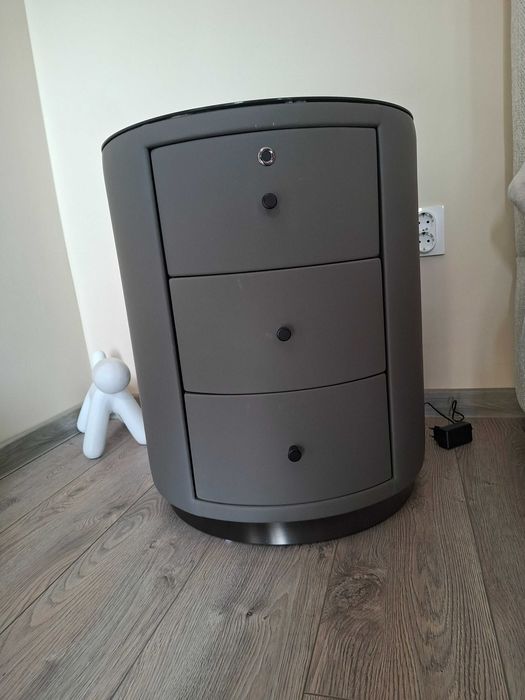 Интелигентно шкафче