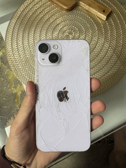 Iphone 14……………,,