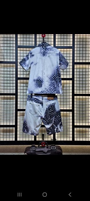 Compleu Louis Vuitton