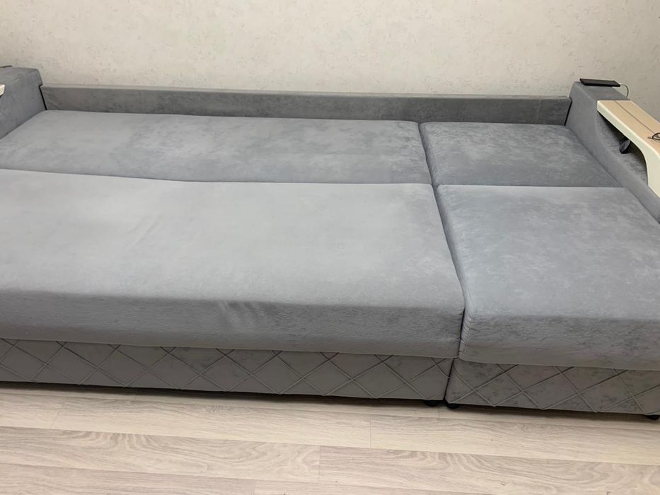 Продам диван в хорошем состоянии