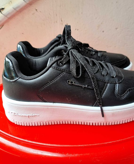 Оригинални дамски обувки Champion Rebound Plat Chromo