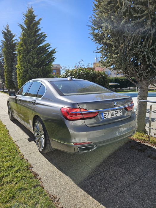 Vând Bmw 725D,231cp ,2018 luna 10,152000 km,24900 euro!