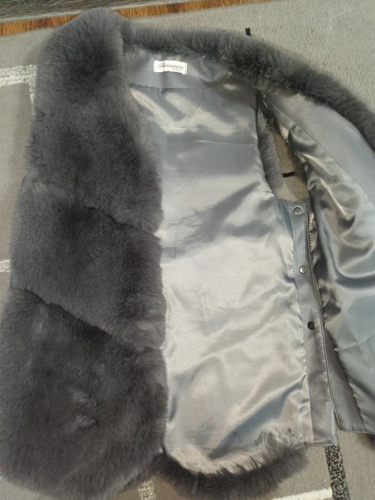 Желетка меховая.