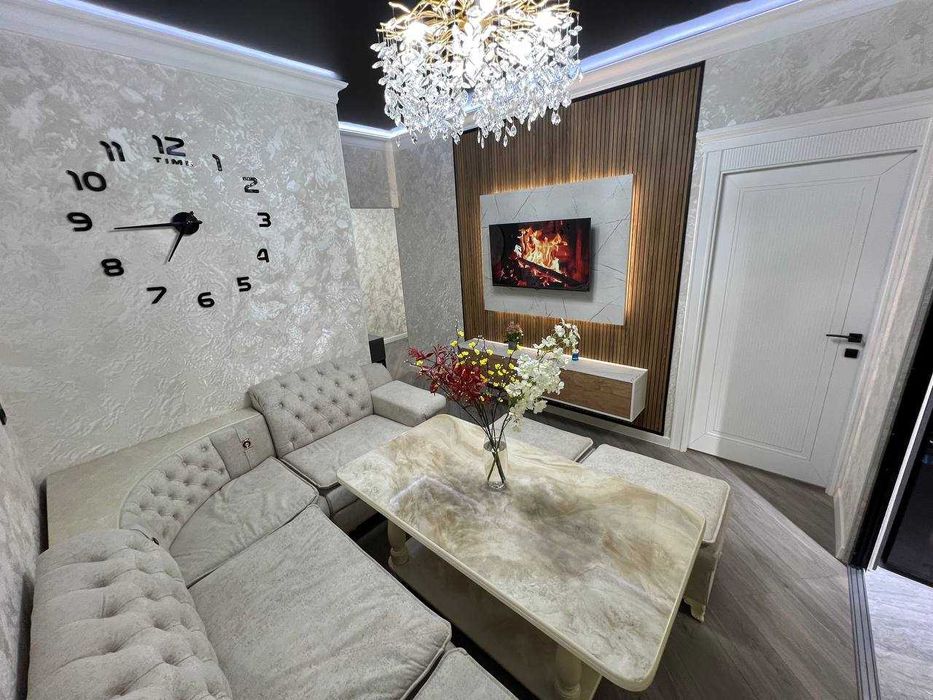 Стильная 3-комнатная студия в новостройке с дизайнерским ремонтом