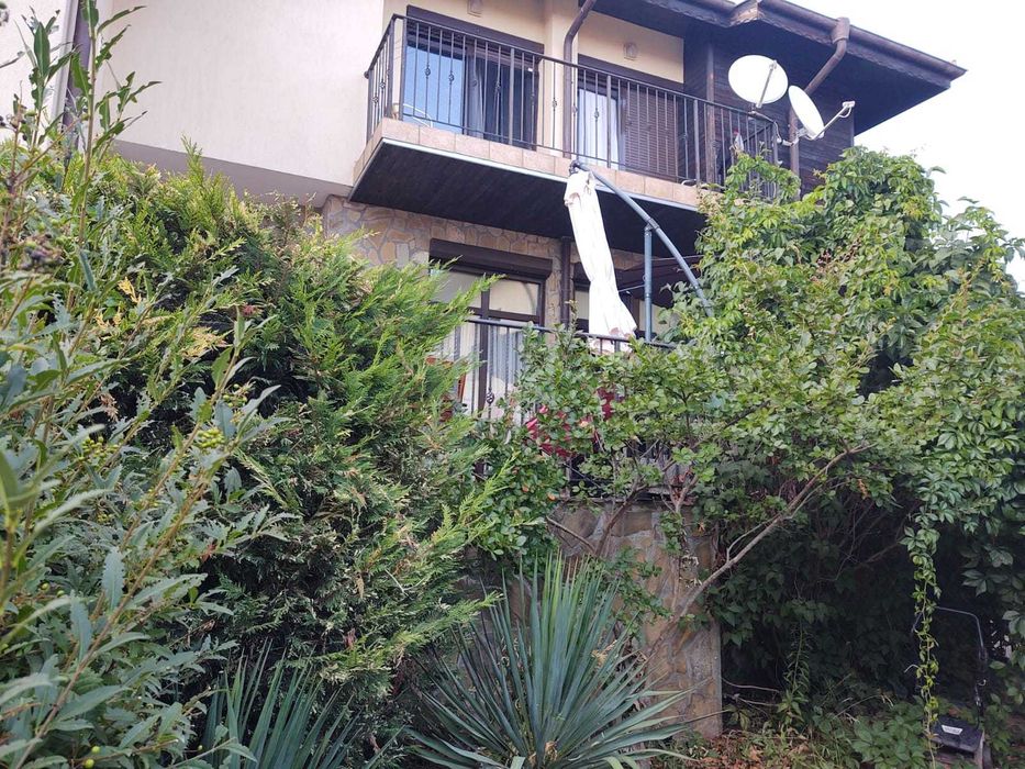 Продава се Къща в с. Кошарица, Област Бургас - 133 кв.м за 944 €/кв.м - Снимка #1