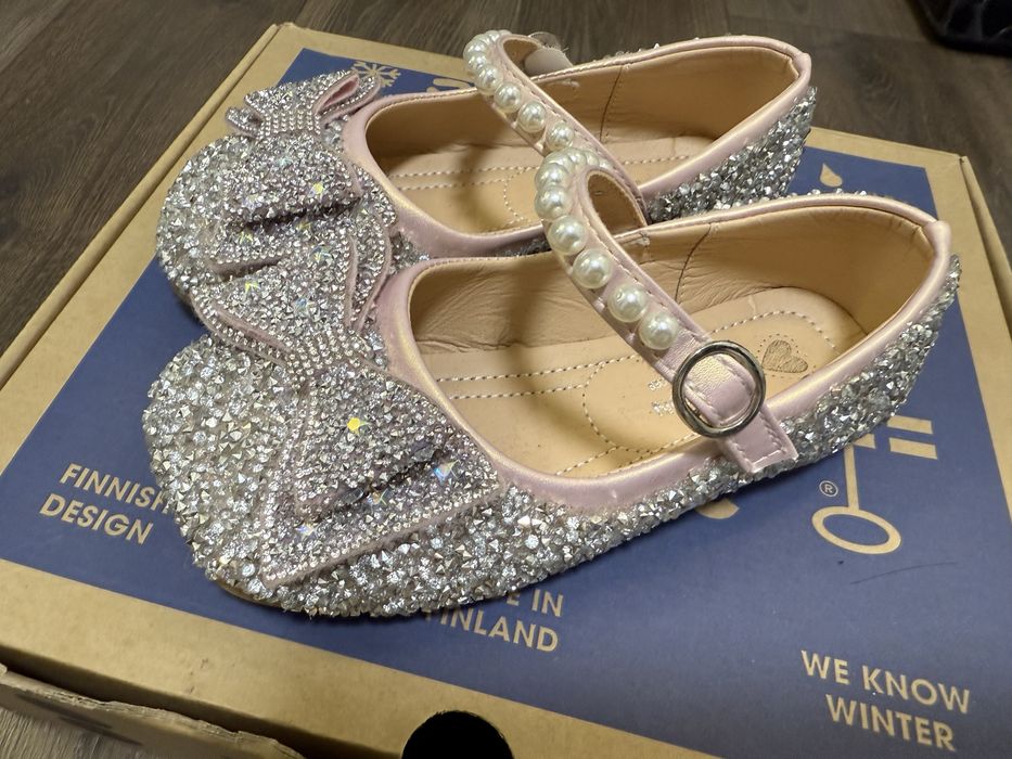 Туфли для девовек 31 размер стелька 19 см