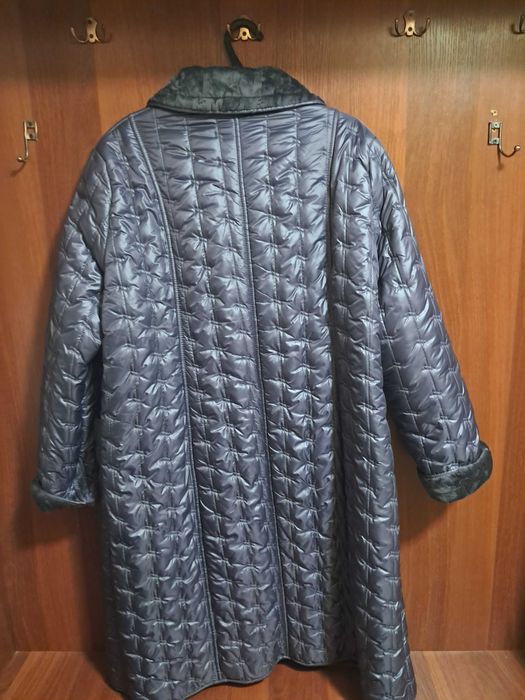 Продам стеганое пальто