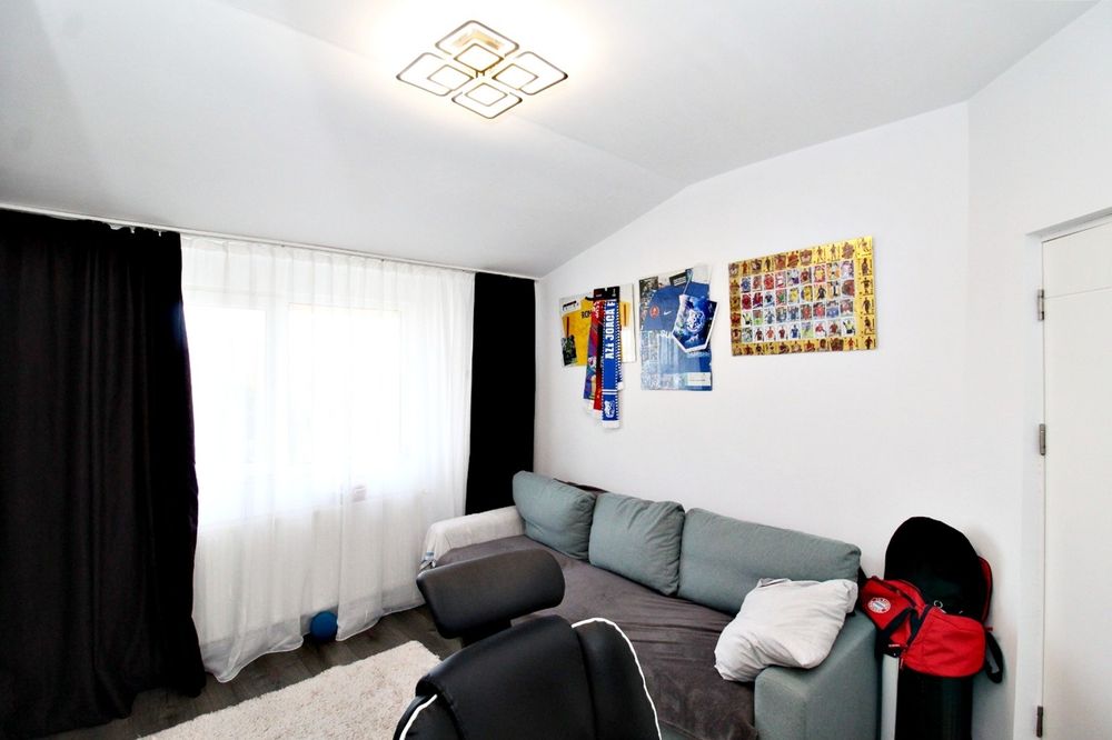 Vand garsoniera etaj 5