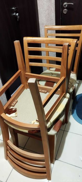 + Подарък диван. Масив секция + скрин + маса + столове