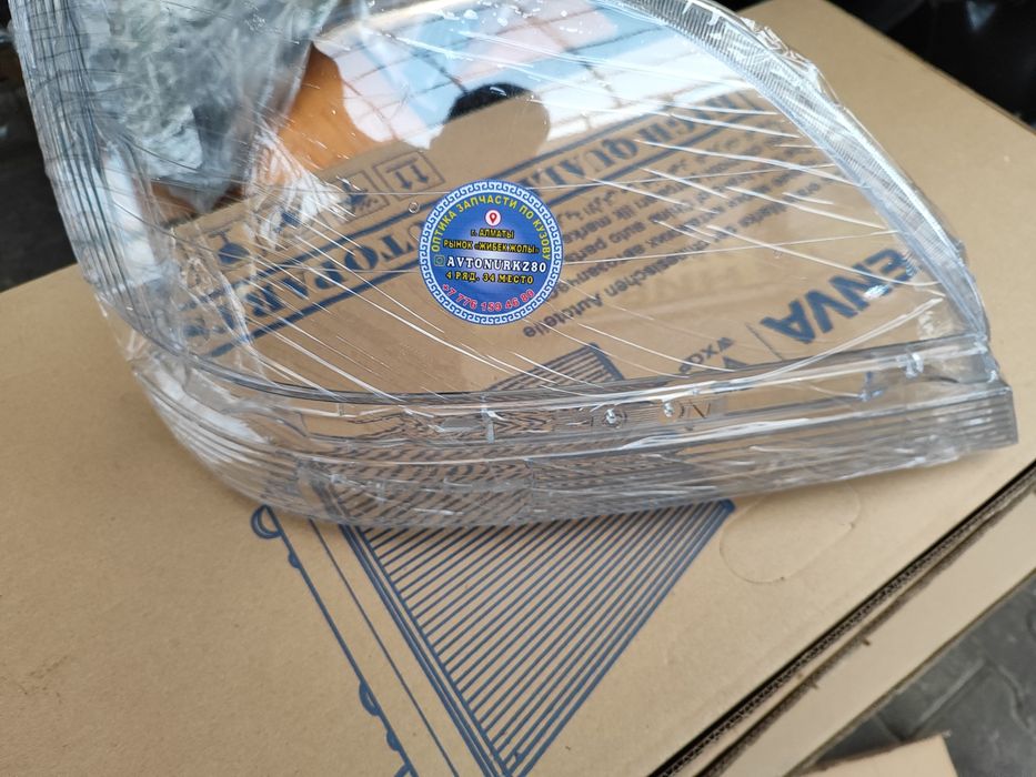 Стекло фара Rx 300