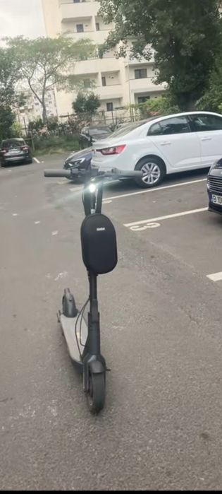 Vând trotineta electrica  Ninebot g30