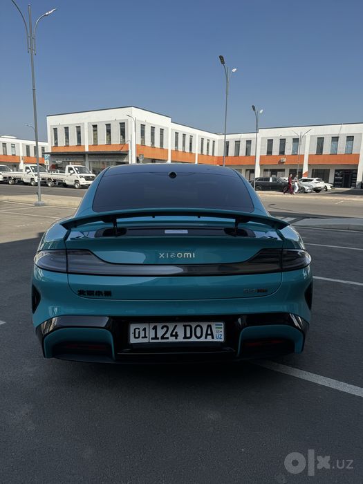 XIAOMI SU7 2024 yil