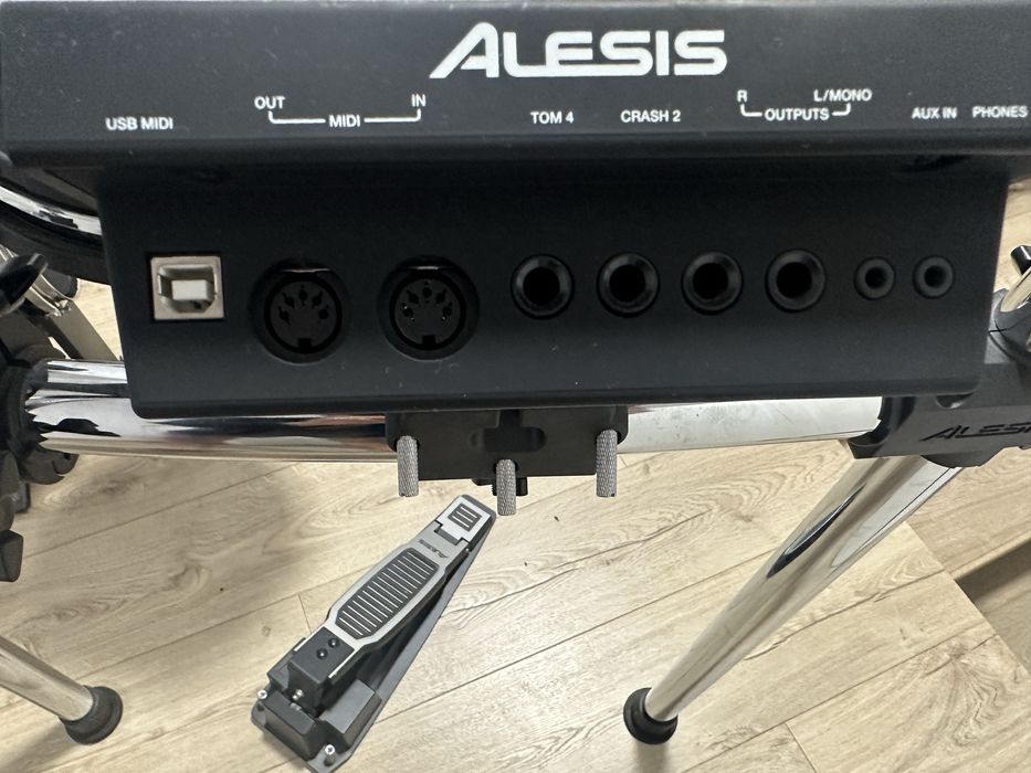 Kit Tobe Electrice Alesis Command Mesh