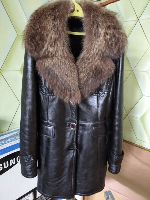 Кожаные куртки женские