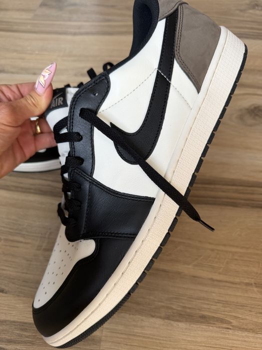 Оригинални нови кецове Jordan 1 Retro Low OG! 52,5 н