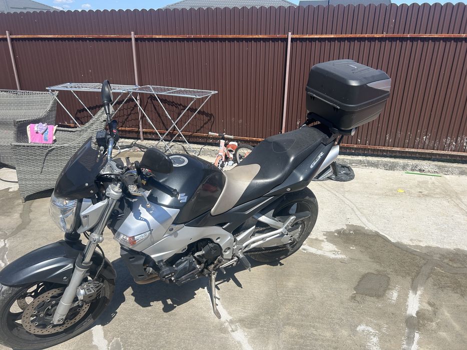 Suzuki GSR600 /2006