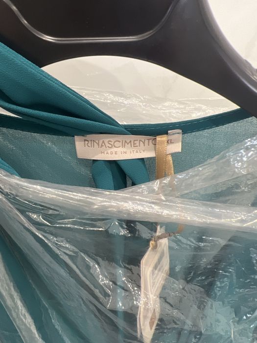 Продам новое платье