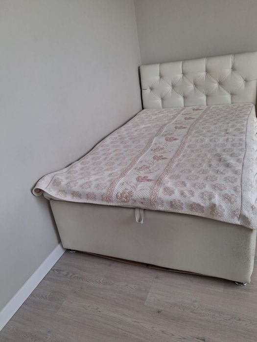 Продам кровать 1,5 спальная