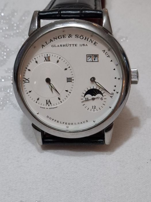 Vând ceas bărbătesc automatic