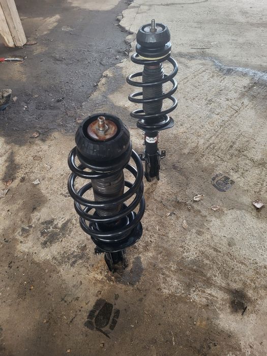 Amortizoare fata si spate mercedes vito w639 dezmembrez vito