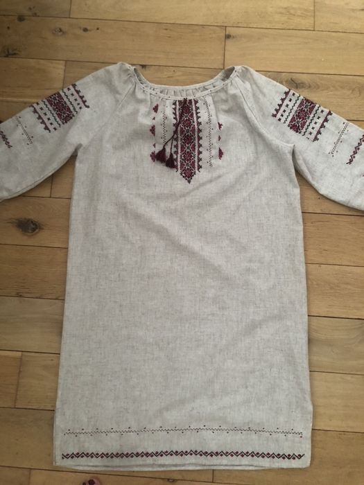 Camasa 100% in cu motive traditionale cusute manual
