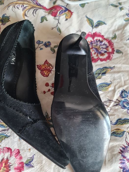 Pantofi de dama vicina