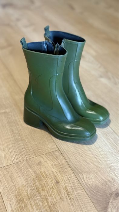 Маслено зелени боти тип Celine