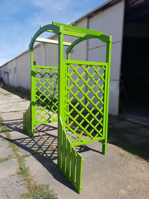 Pergola din lemn masiv