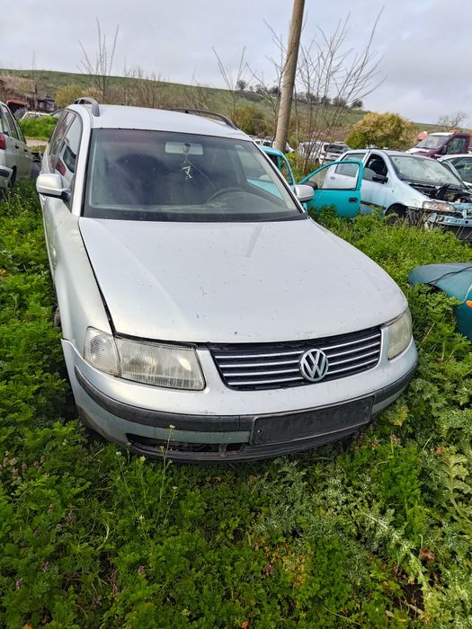 VW Passat b 5 1.9 110 на части