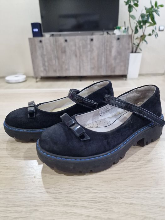 Продам туфли 33р Котофей