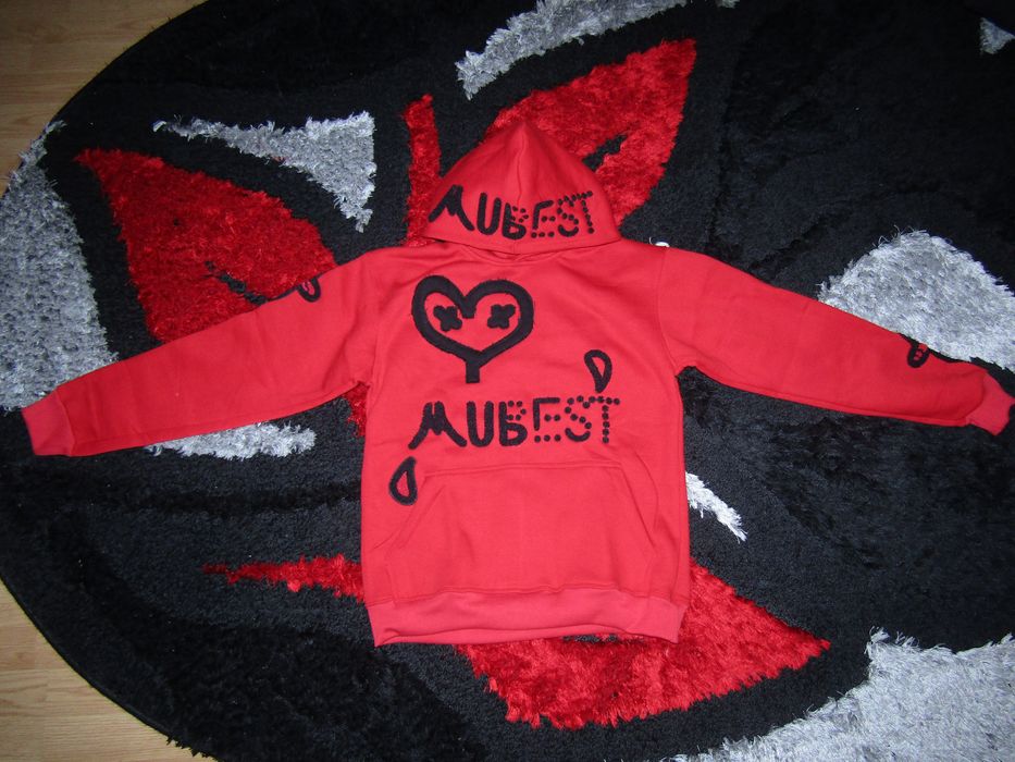 Hanorac brand mubest rosu