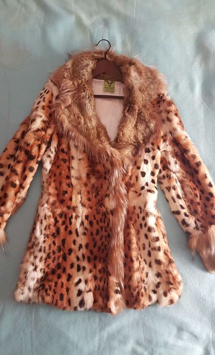 Атрактивно, ново дамско заешко кожухче, S