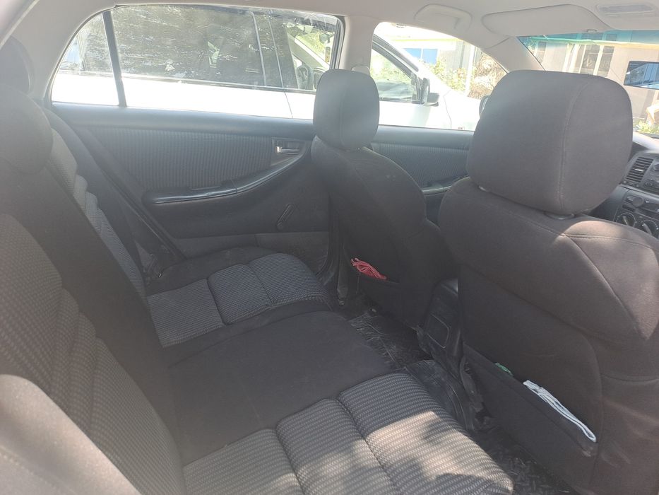 Тайота королла 2002