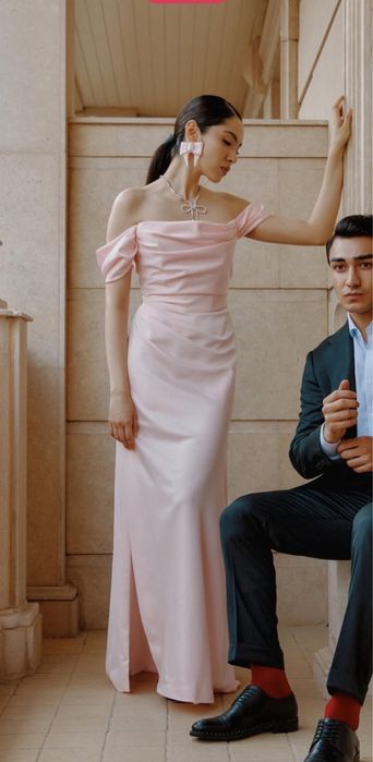 Продам платье malli