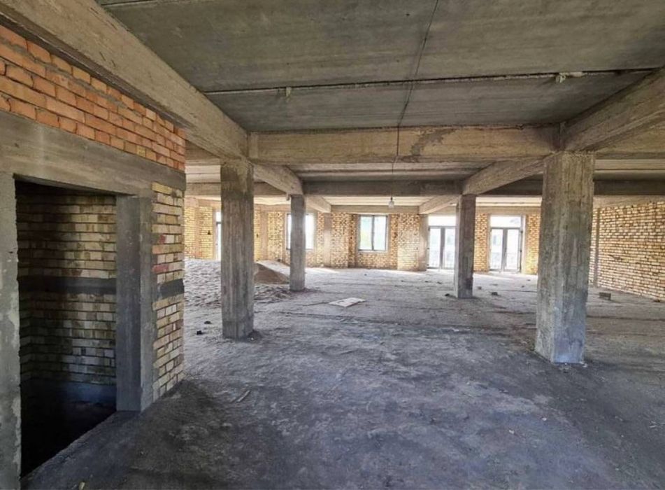 Продается 5000м2.Здание Каробка.