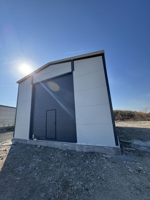 Usi de garaj industriale tip sectionale usa rulou rezidentiale