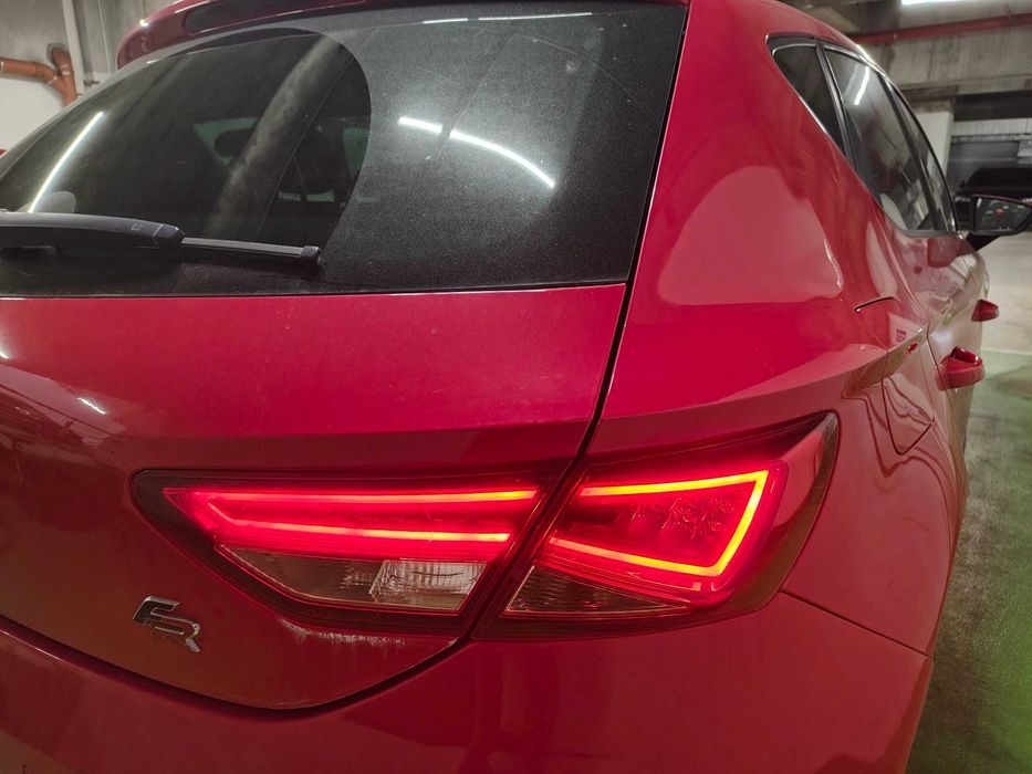 Schimb sau vand Seat Leon 1.4 tsi an 2014 Proprietar 7700 e u r o