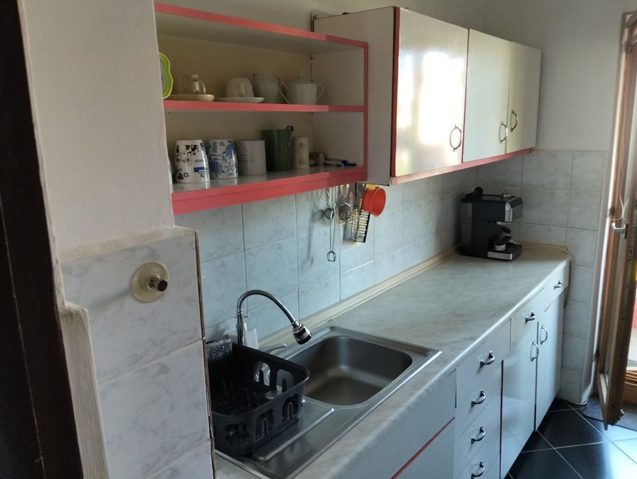 Vând apartament 3 camere PB et.3/4 str.Sovata, Rogerius.