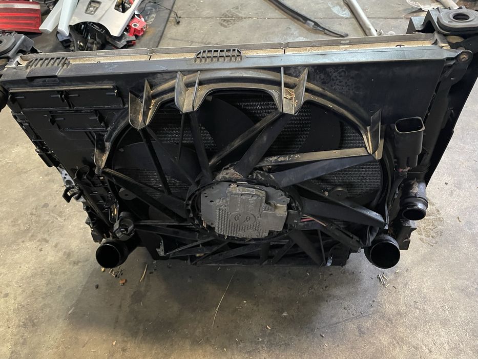 Радиатор/ перка БМВ Х3,  Ф25, 2.0д (radiator bmw x3, f25)