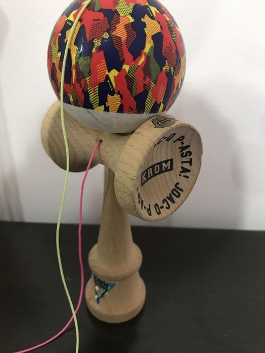 Оригинални кендами Krom, Israel