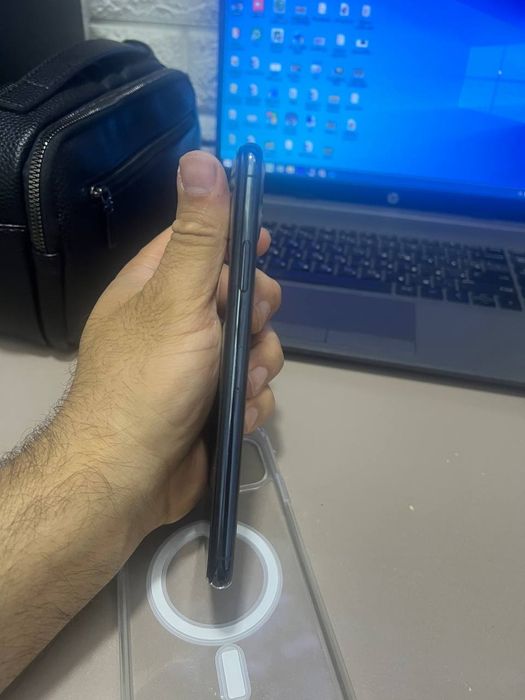 Iphone 11 pro max sotiladi
