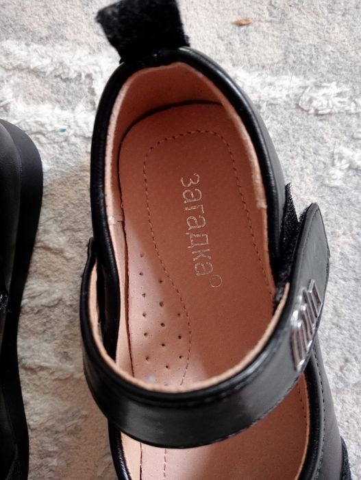 Туфли школьные, 4000 тг.