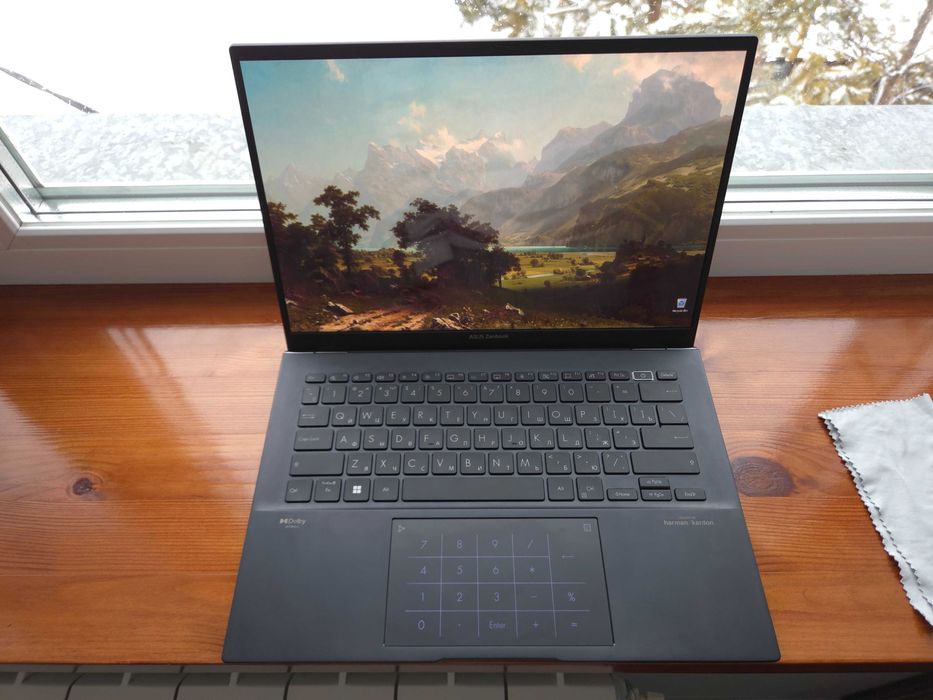 Мощный и компактный Asus Zenbook 14 OLED - 16GB - 256GB - Ryzen 7