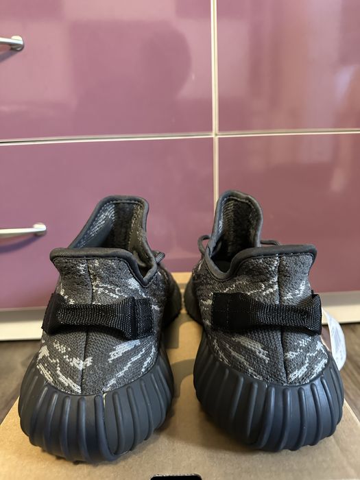 Yeezy boost 350v2 Dark Salt