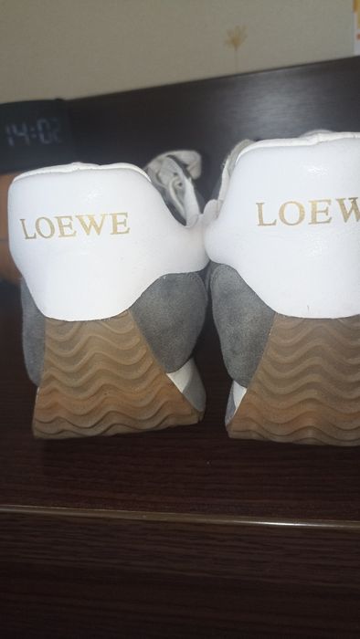 Кроссовки женские